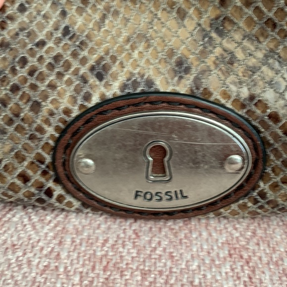 Fossil Snakeskin Look Purse - Picture 2 of 10